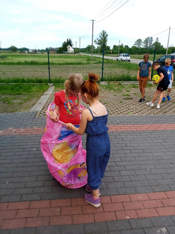 Festyn rodzinny z KGW w Brzeźnie [4.06.2022] - zdjęcie #20 - eOstroleka.pl