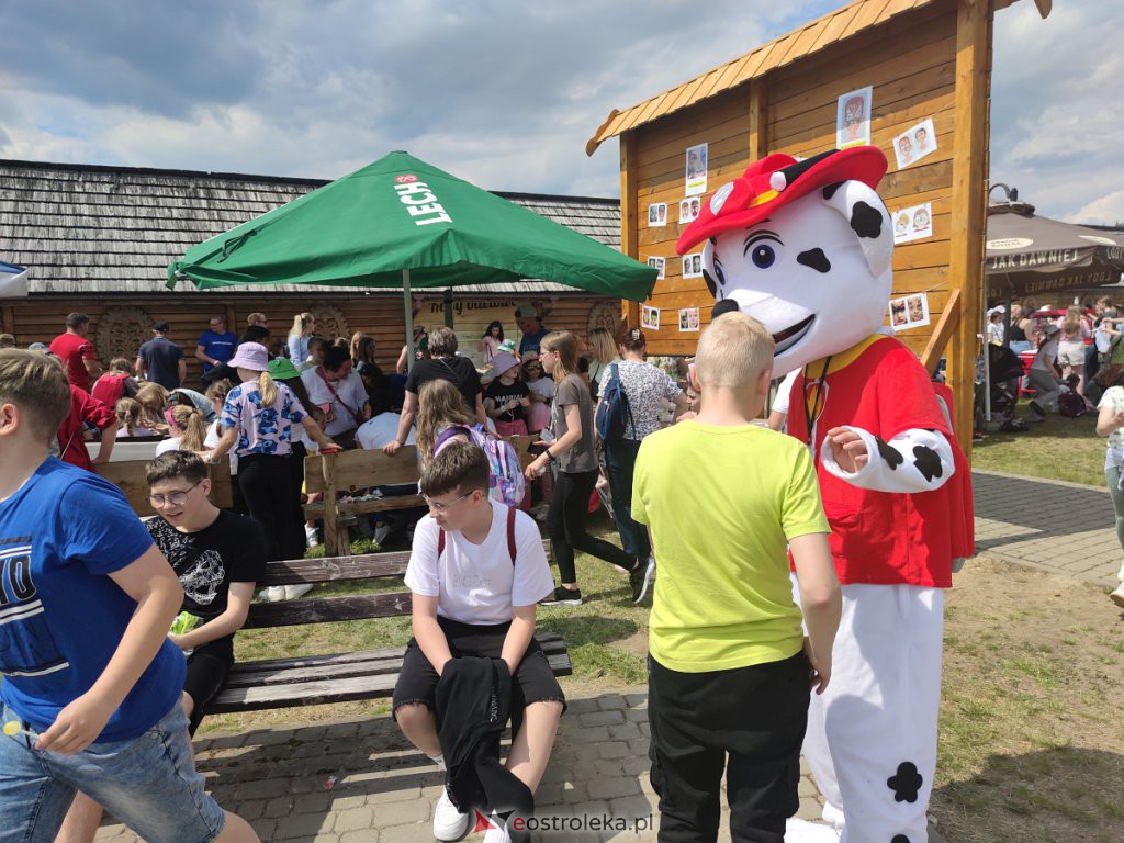 Diecezjalny Dzień Dziecka w Kurpiowskiej Krainie [05.06.2022] - zdjęcie #9 - eOstroleka.pl