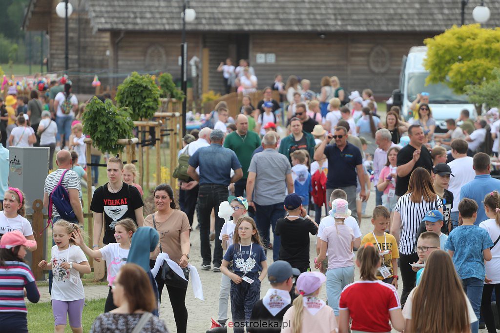Diecezjalny Dzień Dziecka w Kurpiowskiej Krainie [05.06.2022] - zdjęcie #96 - eOstroleka.pl