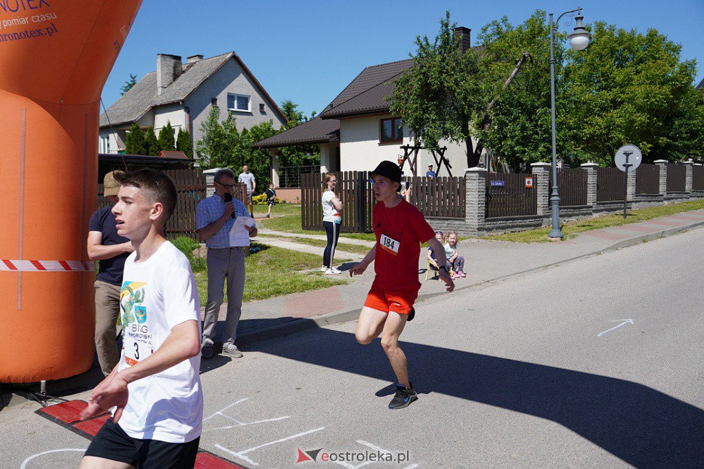 X Bieg Goworowski dla zdrowia [5.06.2022] - zdjęcie #8 - eOstroleka.pl