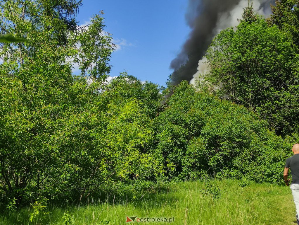Pożar przy Chomiczej w Ostrołęce [05.06.2022] - zdjęcie #11 - eOstroleka.pl