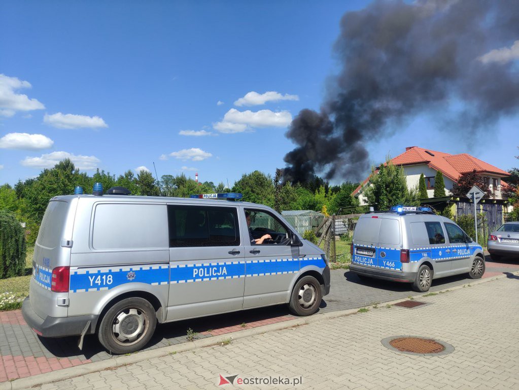 Pożar przy Chomiczej w Ostrołęce [05.06.2022] - zdjęcie #11 - eOstroleka.pl