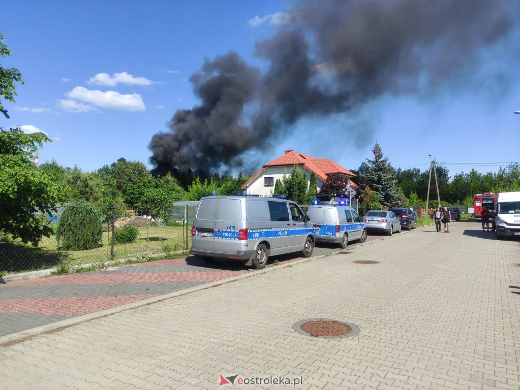Pożar przy Chomiczej w Ostrołęce [05.06.2022] - zdjęcie #19 - eOstroleka.pl