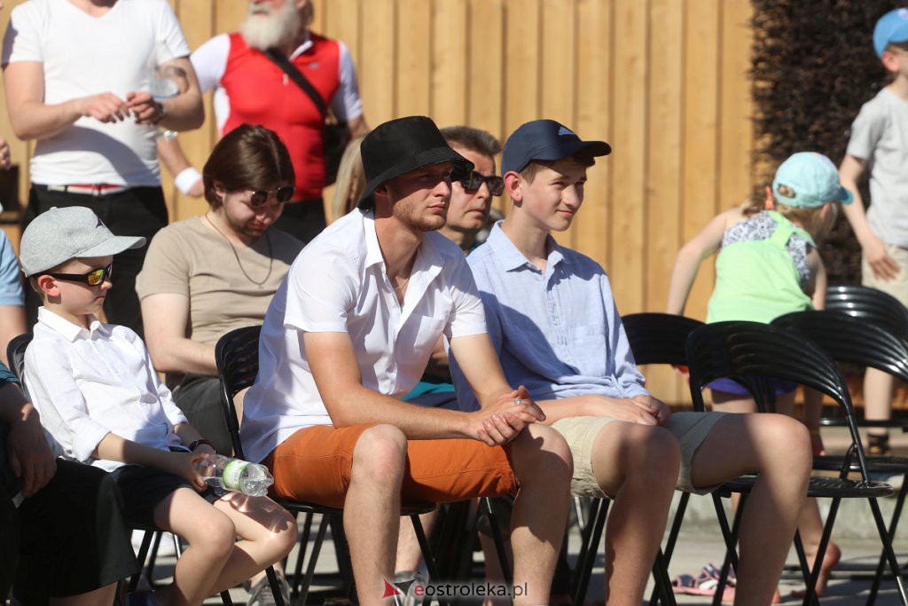 Ostrołęcki Chór Kameralny w tężni w Rzekuniu [05.06.2022] - zdjęcie #28 - eOstroleka.pl