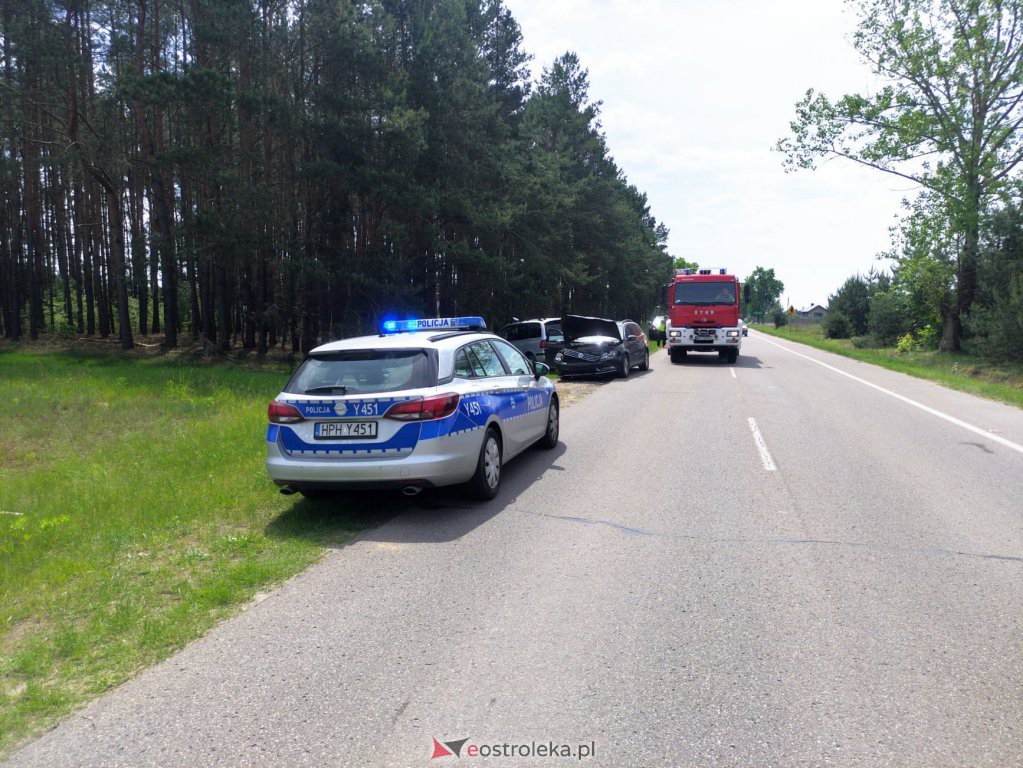Wypadek w Damiętach. Nieudany manewr zawracania [06.06.2022] - zdjęcie #10 - eOstroleka.pl