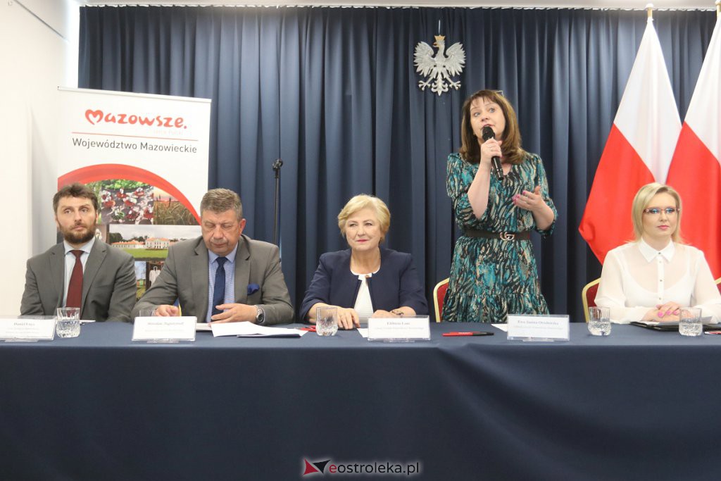 Podpisanie umów z samorządem Mazowsza [06.06.2022] - zdjęcie #6 - eOstroleka.pl
