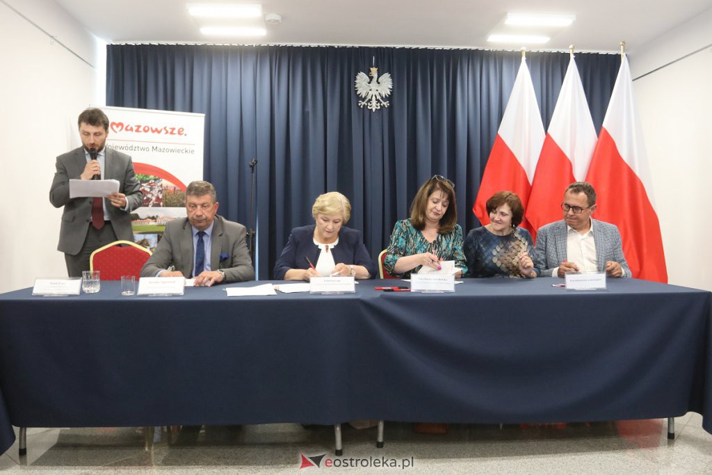 Podpisanie umów z samorządem Mazowsza [06.06.2022] - zdjęcie #14 - eOstroleka.pl