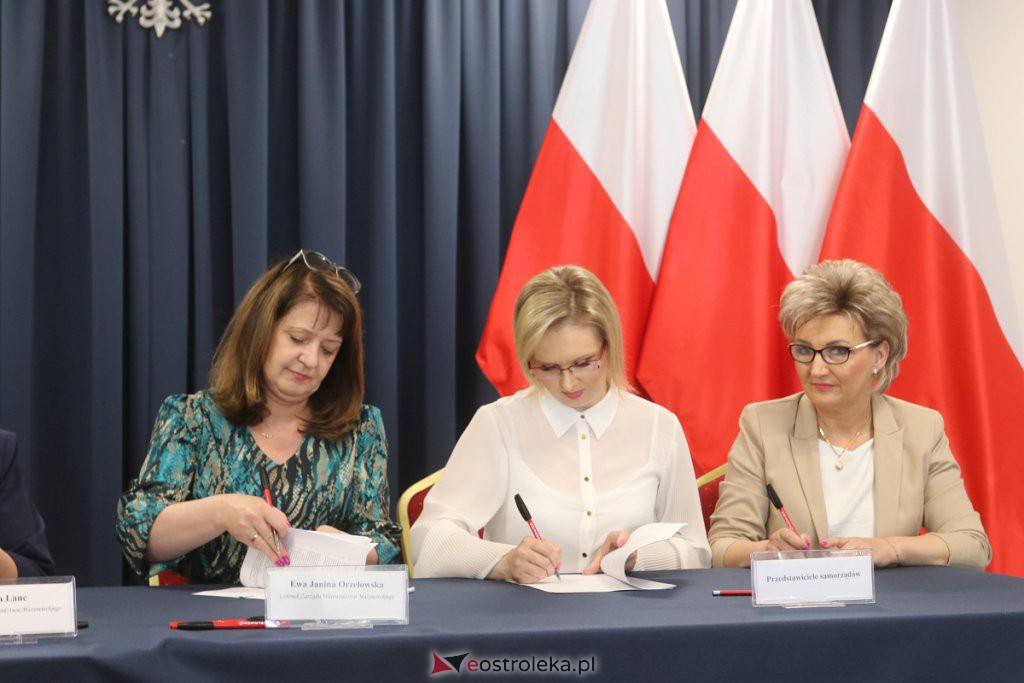 Podpisanie umów z samorządem Mazowsza [06.06.2022] - zdjęcie #18 - eOstroleka.pl