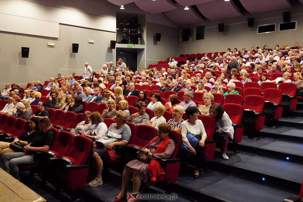 Spektakl Rubinowe Gody-Niewąska komedia teatralna! [6.06.2022] - zdjęcie #39 - eOstroleka.pl
