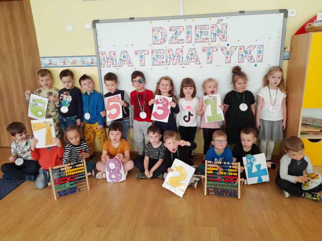 Ostrołęckie przedszkole zrealizowało program mFundacji „Rosnę z matematyką” [07.06.2022] - zdjęcie #12 - eOstroleka.pl