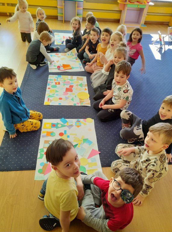 Ostrołęckie przedszkole zrealizowało program mFundacji „Rosnę z matematyką” [07.06.2022] - zdjęcie #18 - eOstroleka.pl