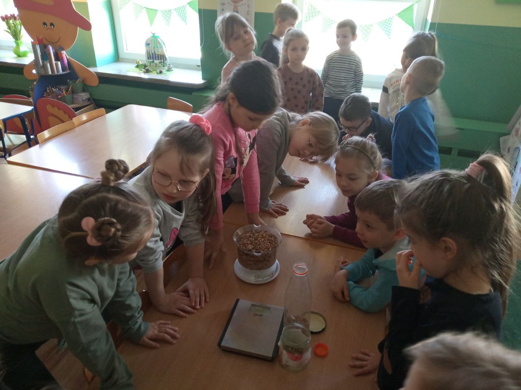 Ostrołęckie przedszkole zrealizowało program mFundacji „Rosnę z matematyką” [07.06.2022] - zdjęcie #35 - eOstroleka.pl