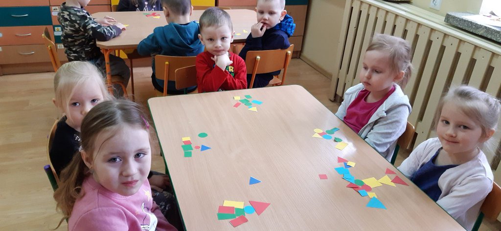 Ostrołęckie przedszkole zrealizowało program mFundacji „Rosnę z matematyką” [07.06.2022] - zdjęcie #18 - eOstroleka.pl