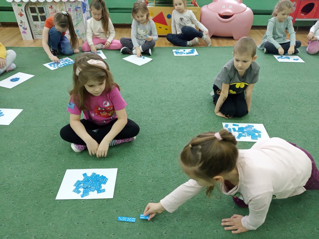 Ostrołęckie przedszkole zrealizowało program mFundacji „Rosnę z matematyką” [07.06.2022] - zdjęcie #8 - eOstroleka.pl