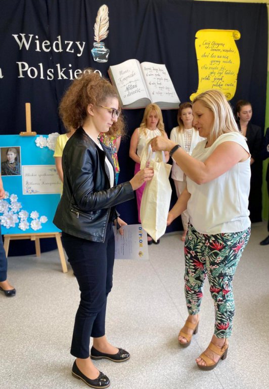 Konkurs Wiedzy z Języka Polskiego w Szkole Podstawowej SIGiE - zdjęcie #3 - eOstroleka.pl