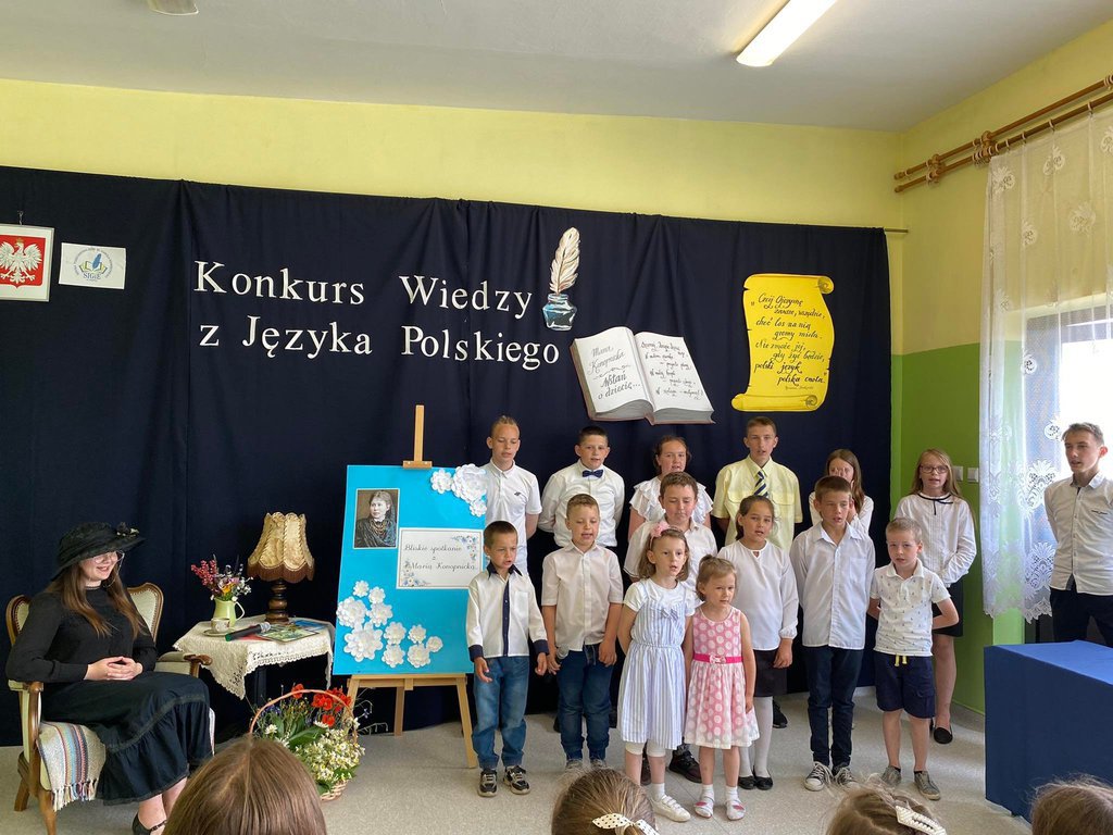 Konkurs Wiedzy z Języka Polskiego w Szkole Podstawowej SIGiE - zdjęcie #15 - eOstroleka.pl
