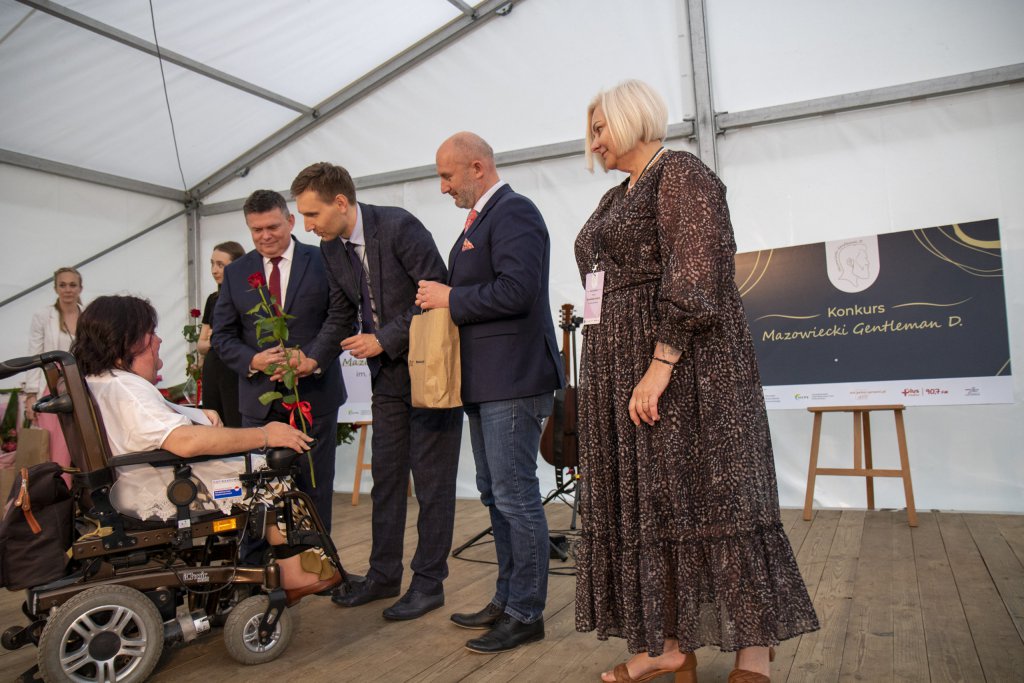 Mazowiecka Lady D. i Mazowiecki Gentleman D. – oto laureaci konkursu dla nieprzeciętnych osób z niepełnosprawnościami - zdjęcie #48 - eOstroleka.pl
