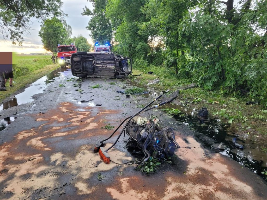 Wypadek w Rząśniku [15.06.2022] - zdjęcie #4 - eOstroleka.pl