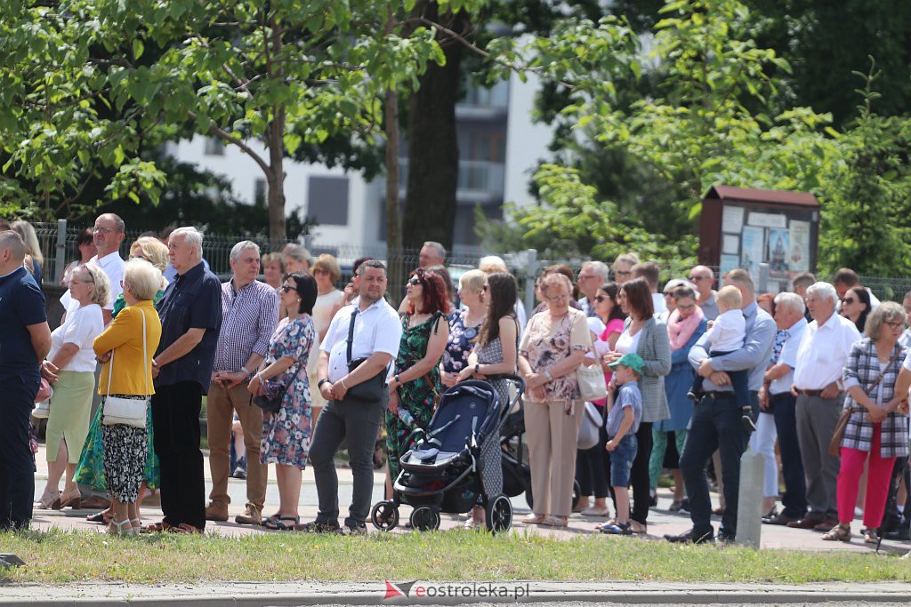 Boże Ciało 2022. Procesja w parafii pw. św. Franciszka z Asyżu [16.06.2022] - zdjęcie #140 - eOstroleka.pl