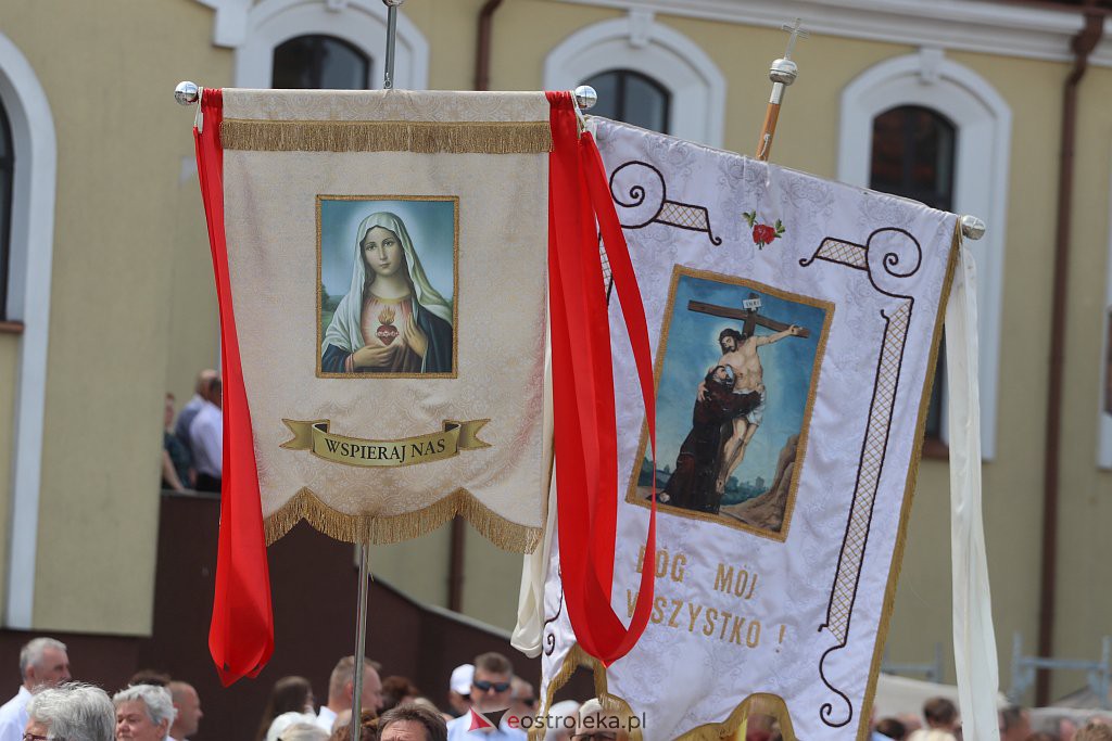 Boże Ciało 2022. Procesja w parafii pw. św. Franciszka z Asyżu [16.06.2022] - zdjęcie #106 - eOstroleka.pl