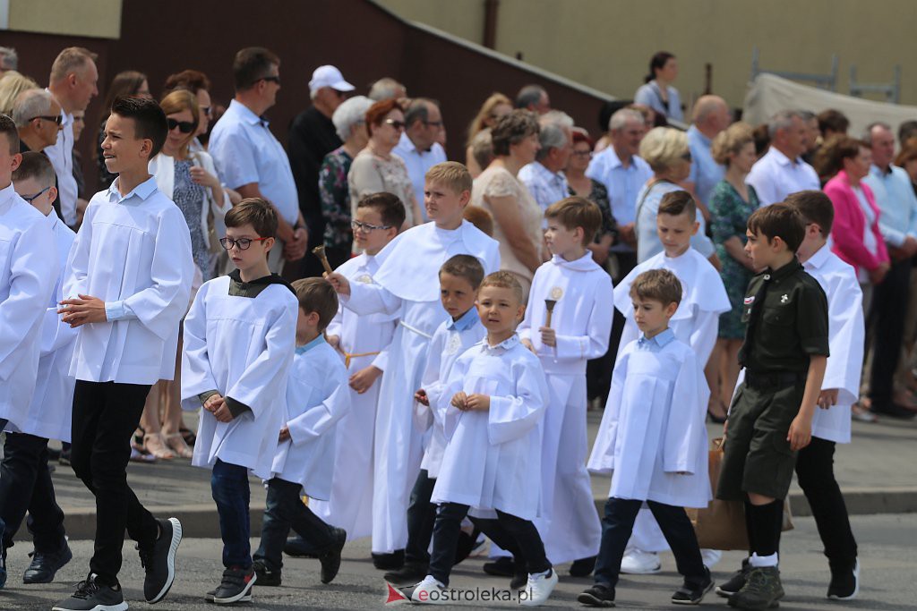 Boże Ciało 2022. Procesja w parafii pw. św. Franciszka z Asyżu [16.06.2022] - zdjęcie #101 - eOstroleka.pl