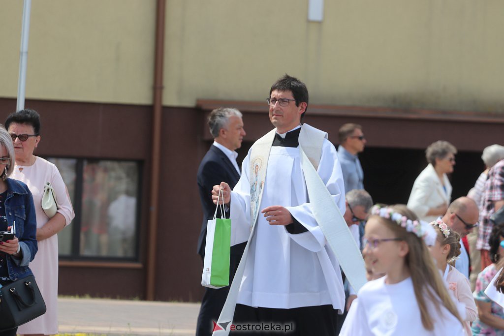 Boże Ciało 2022. Procesja w parafii pw. św. Franciszka z Asyżu [16.06.2022] - zdjęcie #53 - eOstroleka.pl