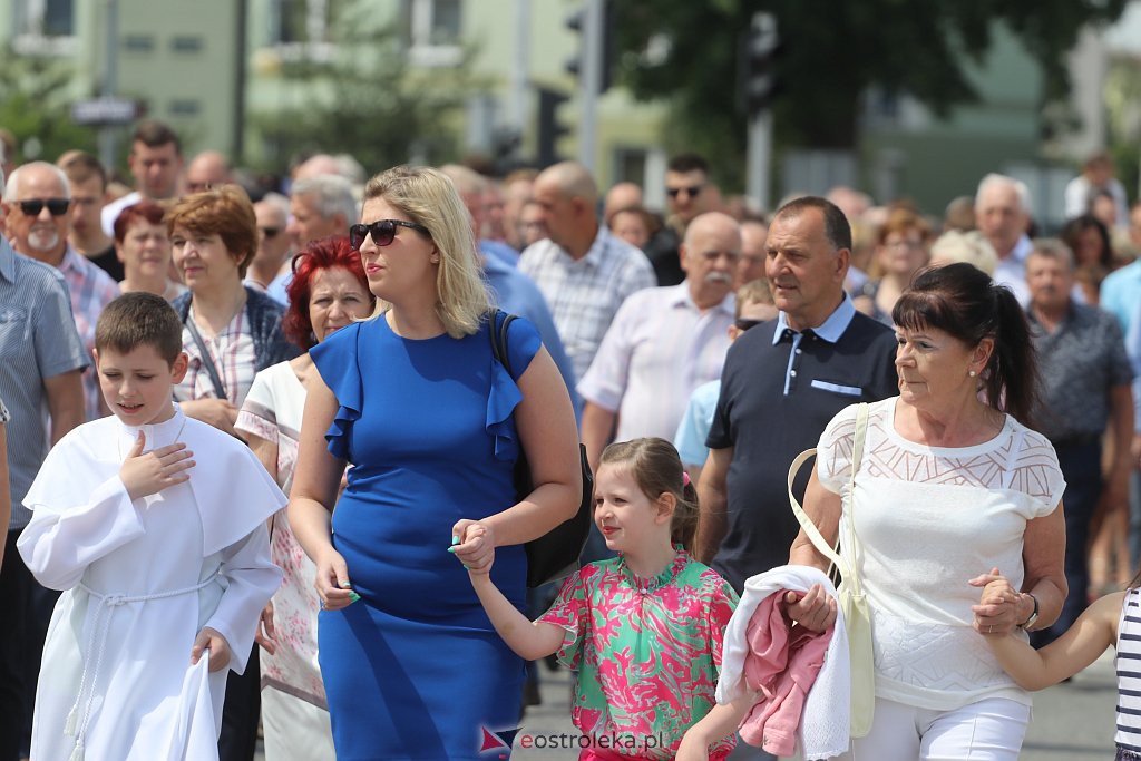 Boże Ciało 2022. Procesja w parafii pw. św. Franciszka z Asyżu [16.06.2022] - zdjęcie #86 - eOstroleka.pl
