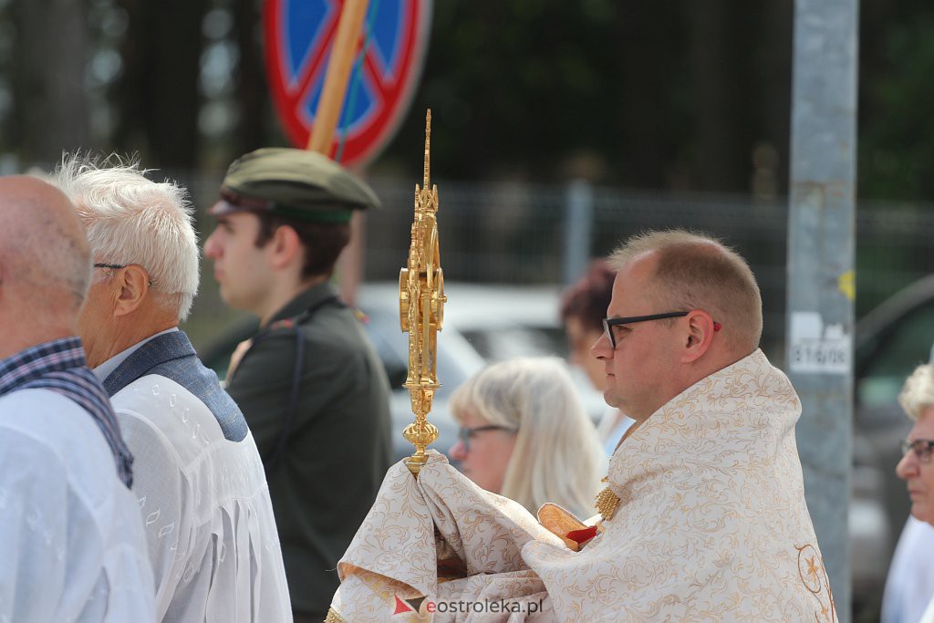 Boże Ciało 2022. Procesja w parafii pw. św. Franciszka z Asyżu [16.06.2022] - zdjęcie #75 - eOstroleka.pl