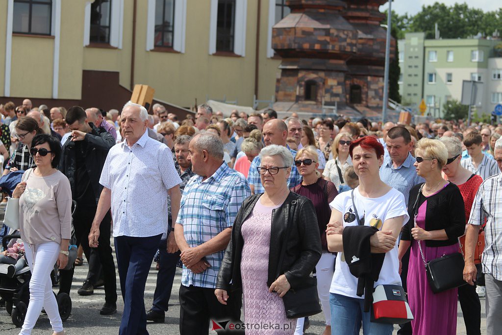 Boże Ciało 2022. Procesja w parafii pw. św. Franciszka z Asyżu [16.06.2022] - zdjęcie #65 - eOstroleka.pl