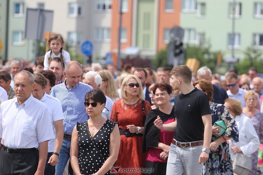 Boże Ciało 2022. Procesja w parafii pw. św. Franciszka z Asyżu [16.06.2022] - zdjęcie #64 - eOstroleka.pl