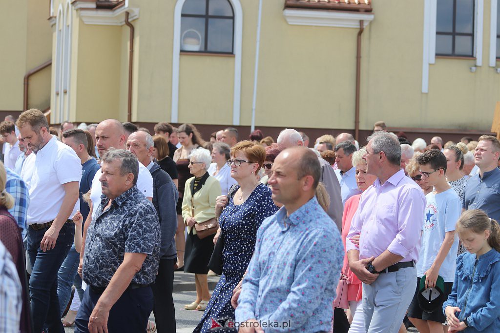 Boże Ciało 2022. Procesja w parafii pw. św. Franciszka z Asyżu [16.06.2022] - zdjęcie #63 - eOstroleka.pl