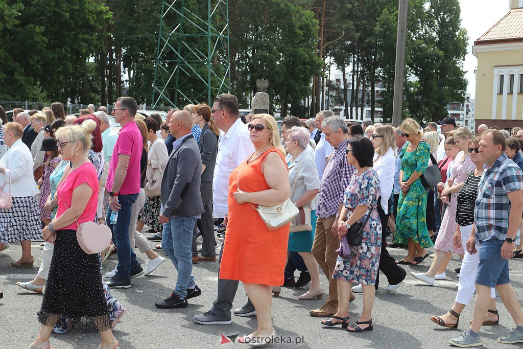 Boże Ciało 2022. Procesja w parafii pw. św. Franciszka z Asyżu [16.06.2022] - zdjęcie #33 - eOstroleka.pl