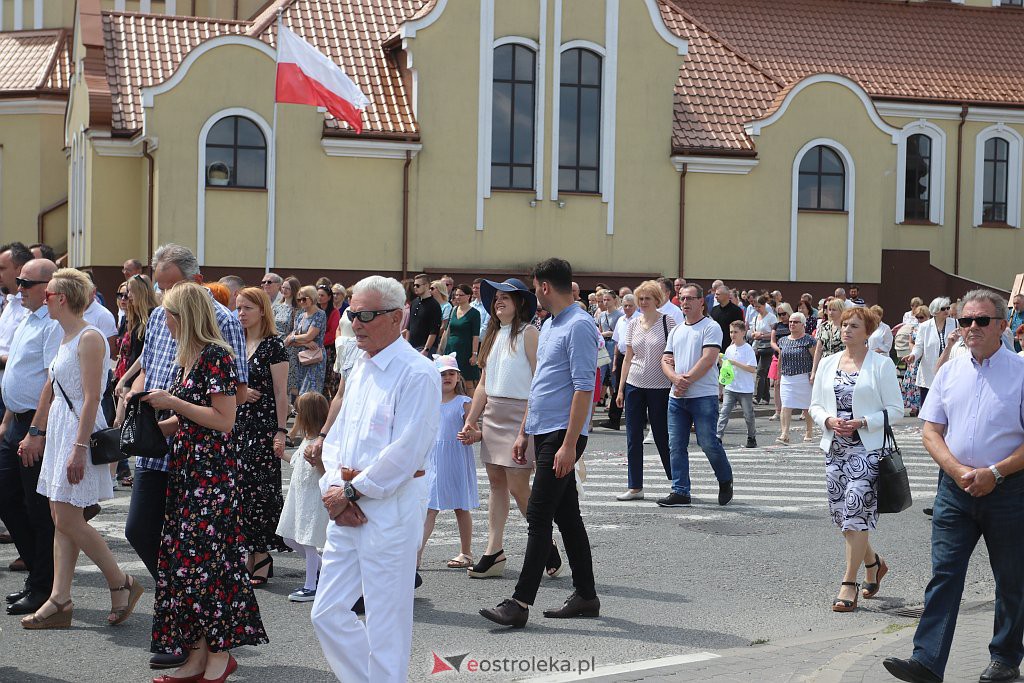 Boże Ciało 2022. Procesja w parafii pw. św. Franciszka z Asyżu [16.06.2022] - zdjęcie #28 - eOstroleka.pl