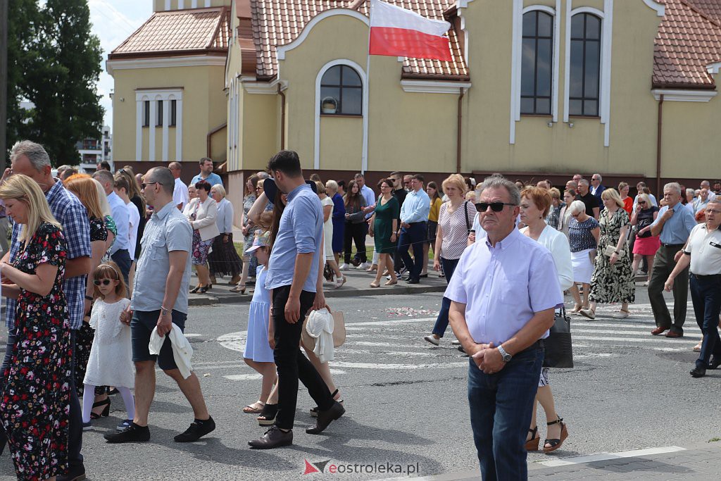 Boże Ciało 2022. Procesja w parafii pw. św. Franciszka z Asyżu [16.06.2022] - zdjęcie #27 - eOstroleka.pl