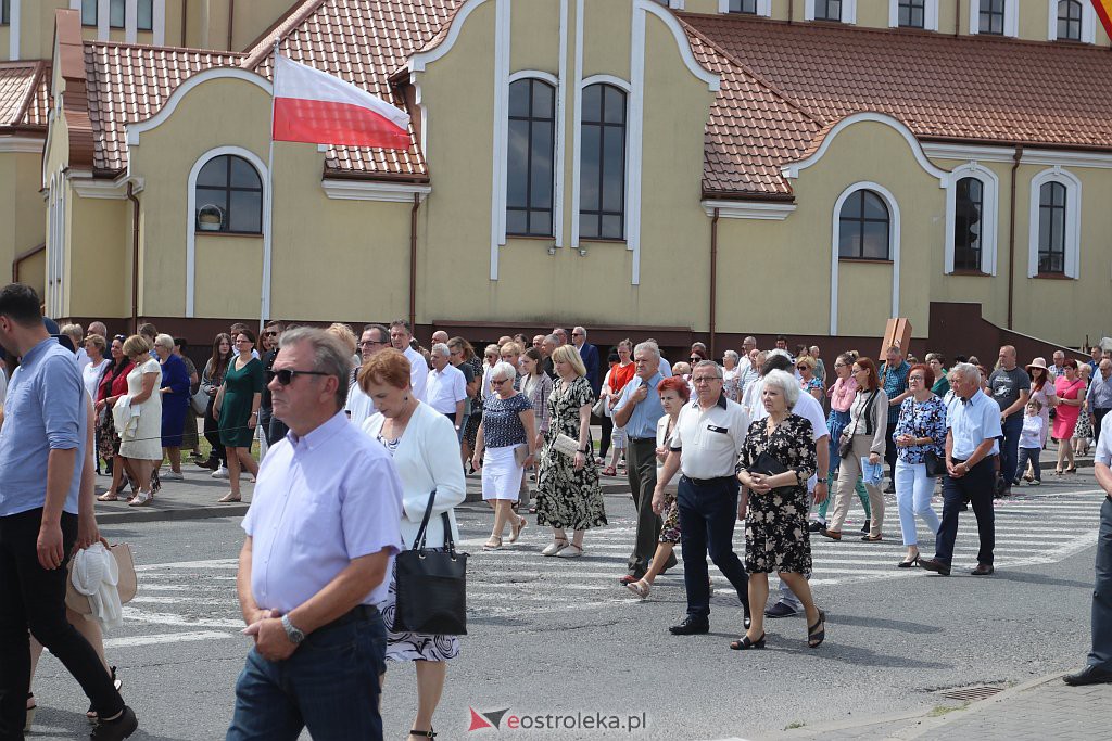 Boże Ciało 2022. Procesja w parafii pw. św. Franciszka z Asyżu [16.06.2022] - zdjęcie #26 - eOstroleka.pl