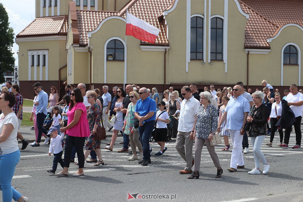 Boże Ciało 2022. Procesja w parafii pw. św. Franciszka z Asyżu [16.06.2022] - zdjęcie #12 - eOstroleka.pl
