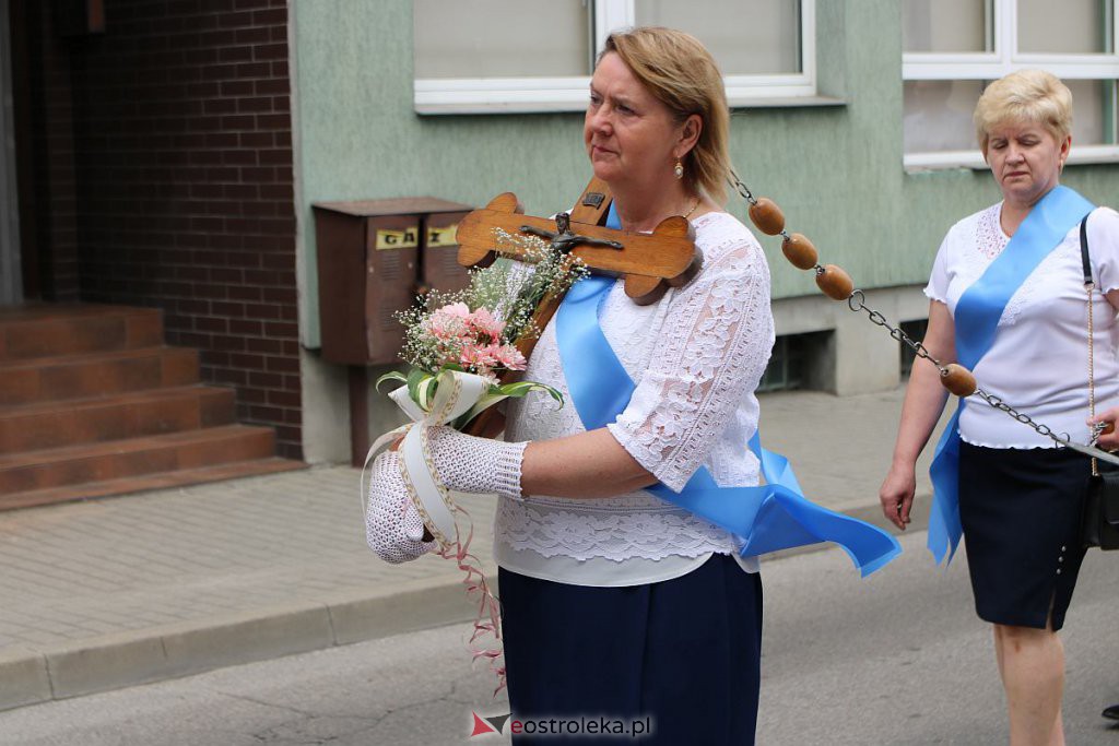 Boże Ciało 2022 w parafi pw. Nawiedzenia NMP w Ostrołęce [16.06.2022] - zdjęcie #187 - eOstroleka.pl