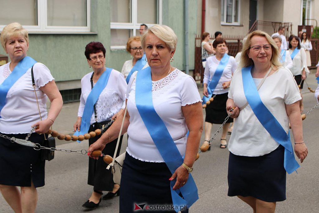 Boże Ciało 2022 w parafi pw. Nawiedzenia NMP w Ostrołęce [16.06.2022] - zdjęcie #185 - eOstroleka.pl