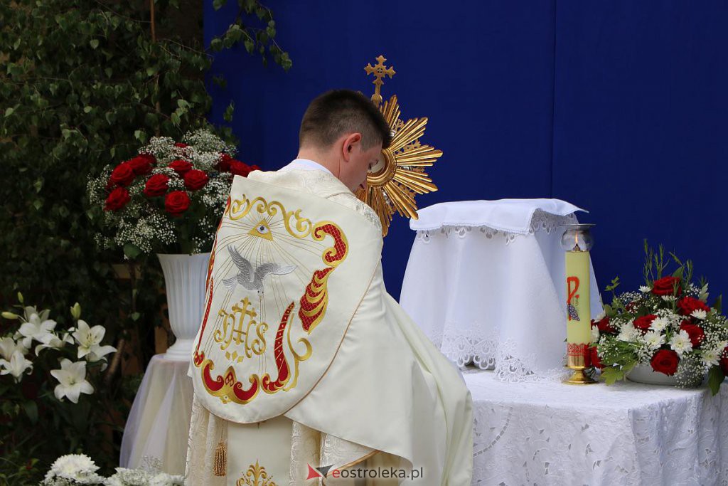 Boże Ciało 2022 w parafi pw. Nawiedzenia NMP w Ostrołęce [16.06.2022] - zdjęcie #145 - eOstroleka.pl