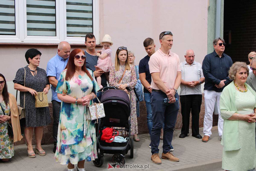Boże Ciało 2022 w parafi pw. Nawiedzenia NMP w Ostrołęce [16.06.2022] - zdjęcie #138 - eOstroleka.pl