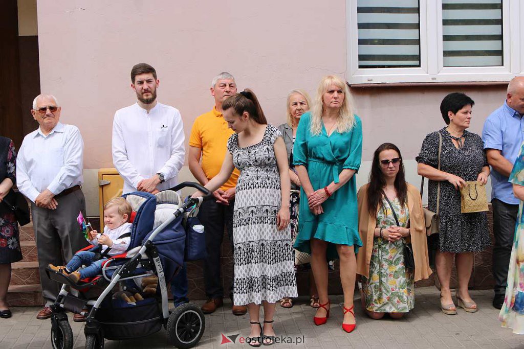 Boże Ciało 2022 w parafi pw. Nawiedzenia NMP w Ostrołęce [16.06.2022] - zdjęcie #136 - eOstroleka.pl