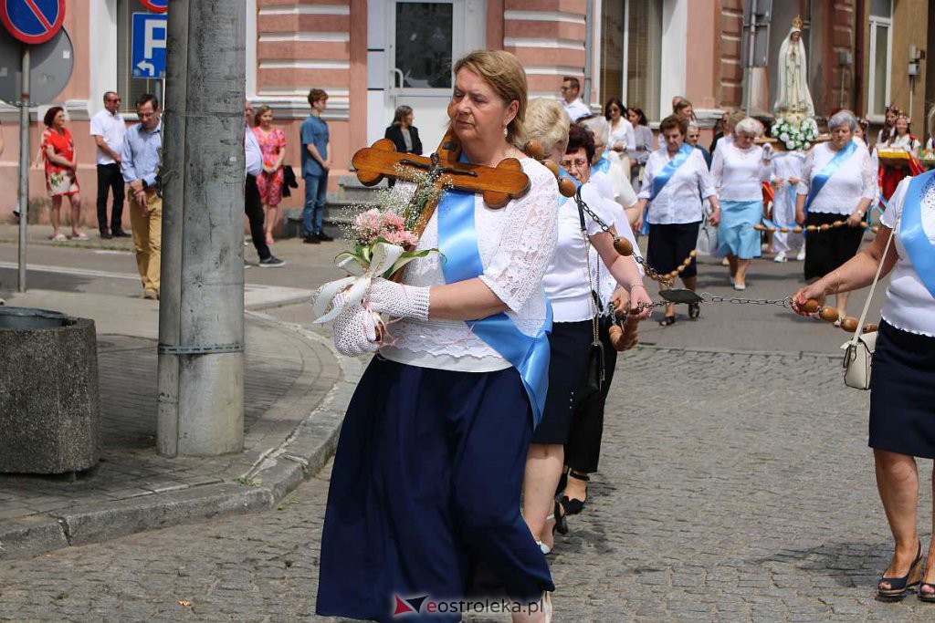 Boże Ciało 2022 w parafi pw. Nawiedzenia NMP w Ostrołęce [16.06.2022] - zdjęcie #110 - eOstroleka.pl