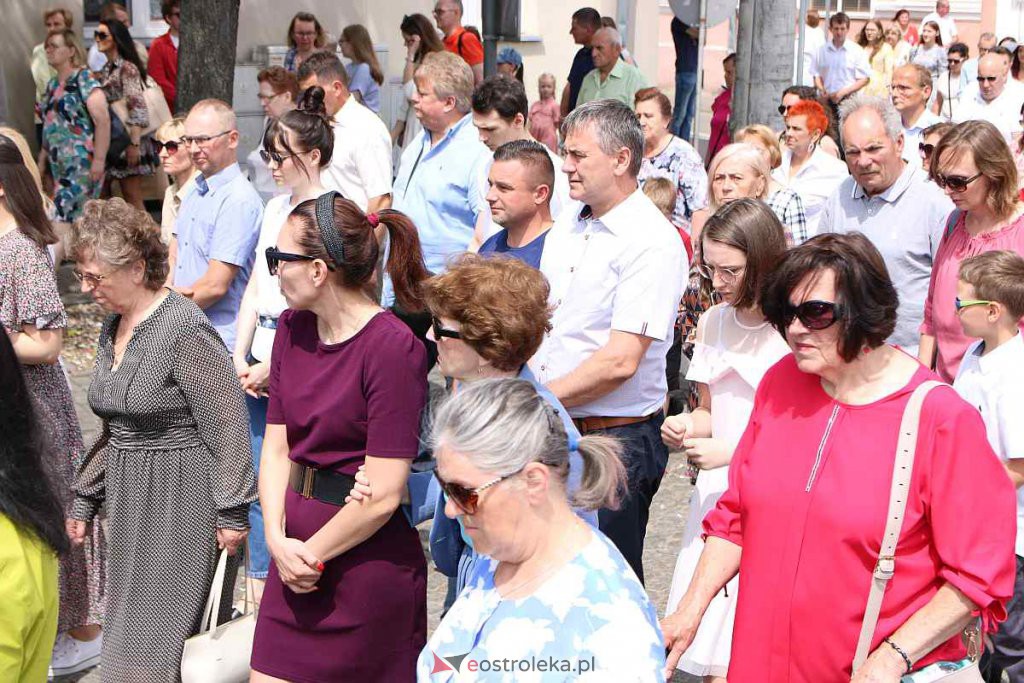 Boże Ciało 2022 w parafi pw. Nawiedzenia NMP w Ostrołęce [16.06.2022] - zdjęcie #81 - eOstroleka.pl