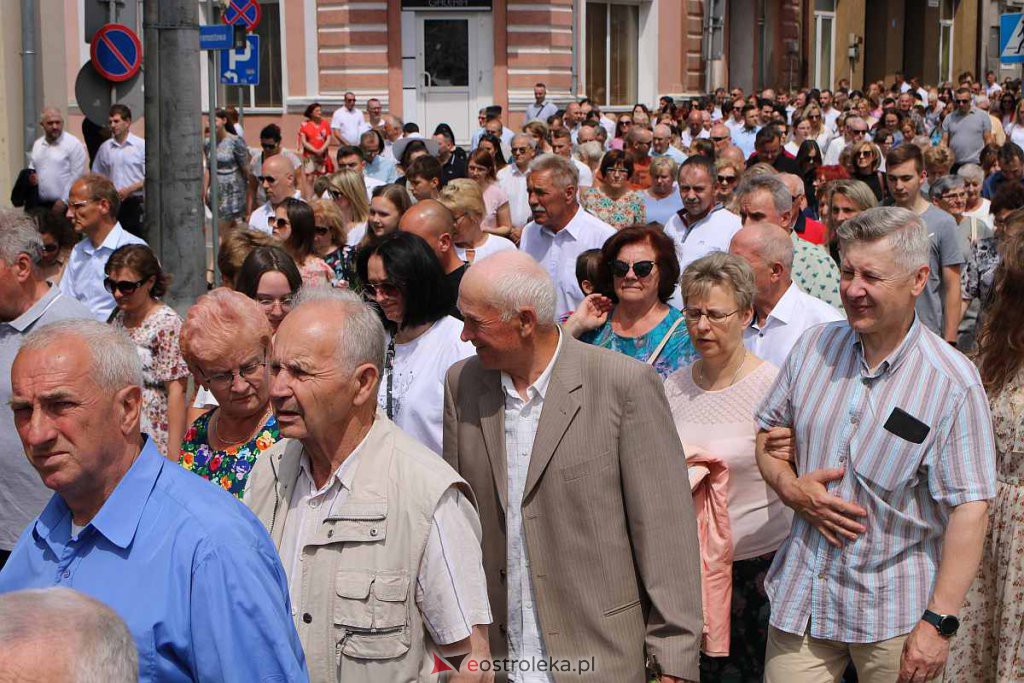 Boże Ciało 2022 w parafi pw. Nawiedzenia NMP w Ostrołęce [16.06.2022] - zdjęcie #79 - eOstroleka.pl