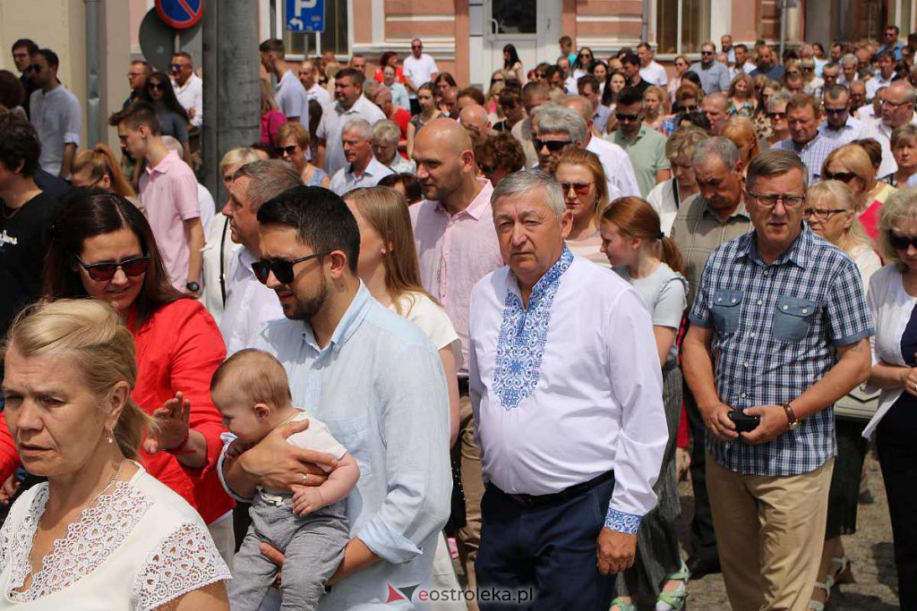 Boże Ciało 2022 w parafi pw. Nawiedzenia NMP w Ostrołęce [16.06.2022] - zdjęcie #44 - eOstroleka.pl