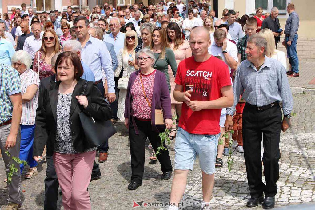 Boże Ciało 2022 w parafi pw. Nawiedzenia NMP w Ostrołęce [16.06.2022] - zdjęcie #35 - eOstroleka.pl