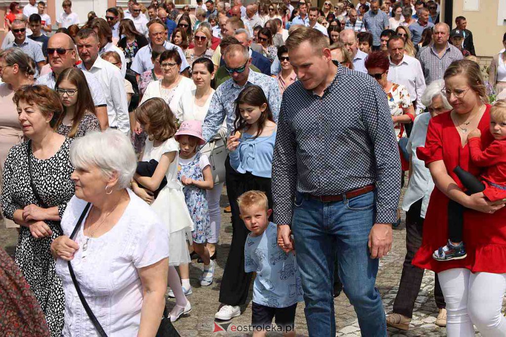 Boże Ciało 2022 w parafi pw. Nawiedzenia NMP w Ostrołęce [16.06.2022] - zdjęcie #26 - eOstroleka.pl