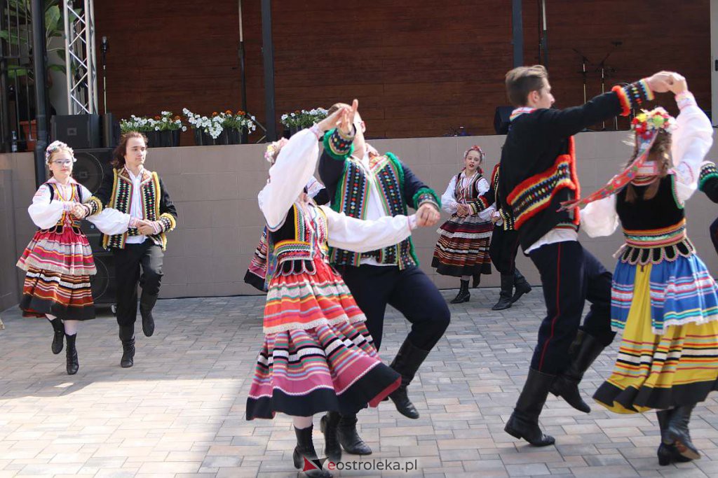 Piknik wiejski Kulturalnie i Kulinarnie w Troszynie [19.06.2022] - zdjęcie #180 - eOstroleka.pl