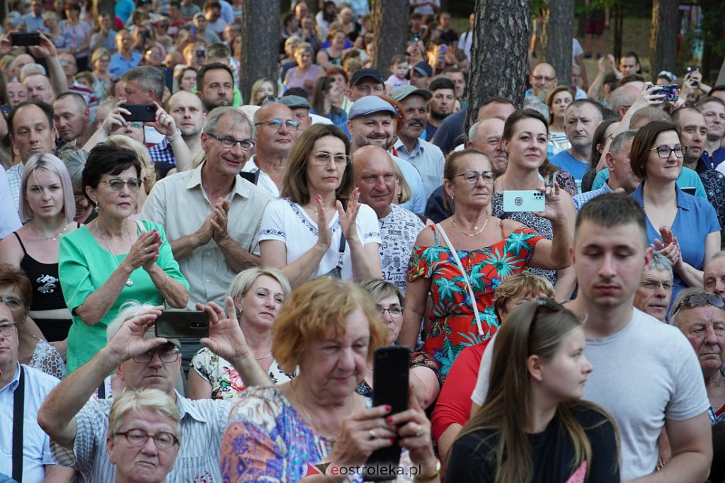 Wesele Kurpiowskie 2022: Golec uOrkiestra [19.06.2022] - zdjęcie #166 - eOstroleka.pl