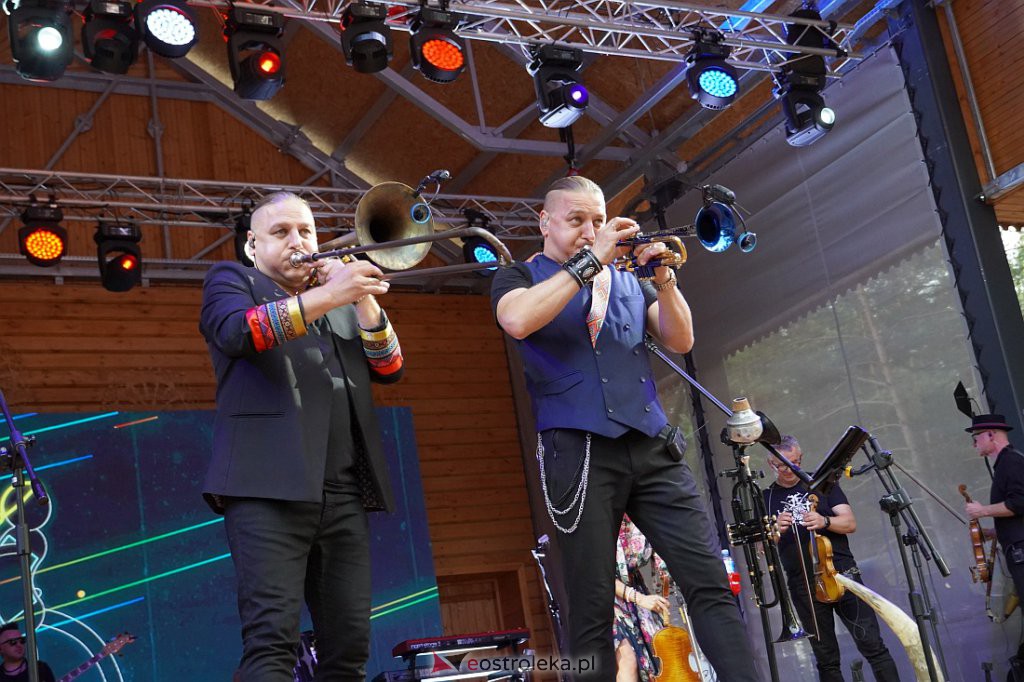 Wesele Kurpiowskie 2022: Golec uOrkiestra [19.06.2022] - zdjęcie #146 - eOstroleka.pl